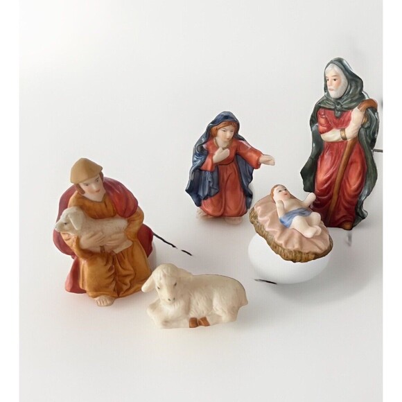 Christmas Nativity Scene 10 Piece Wood And Porcelain Holiday Set - Picture 3 of 4